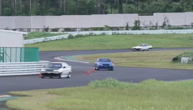 Toyota AE86 vs. Nissan R34 GT-R: What a Race Reveals About Power vs. Skill