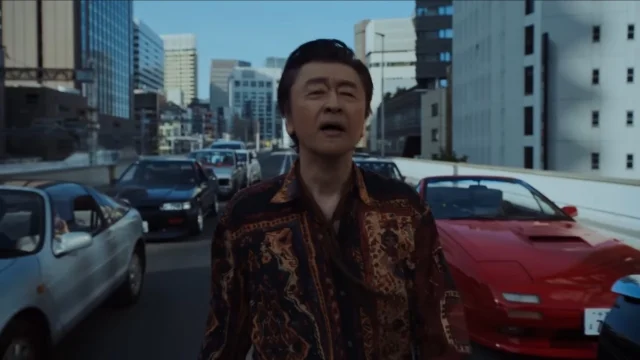 Celebrating Showa Era Cars: Keisuke Kuwata's "Hitotarashi" Music Video