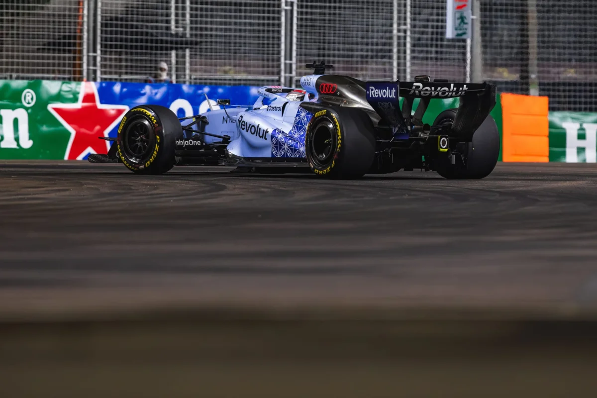 Hulkenberg Avoids Penalty at Singapore GP Due to Miscommunication Over Timing Data
