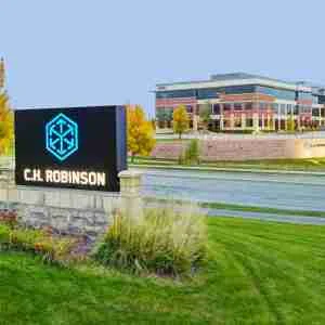 Wall Street Analysts Optimistic About C.H. Robinson's RXO Acquisition Amid Skepticism from S&P