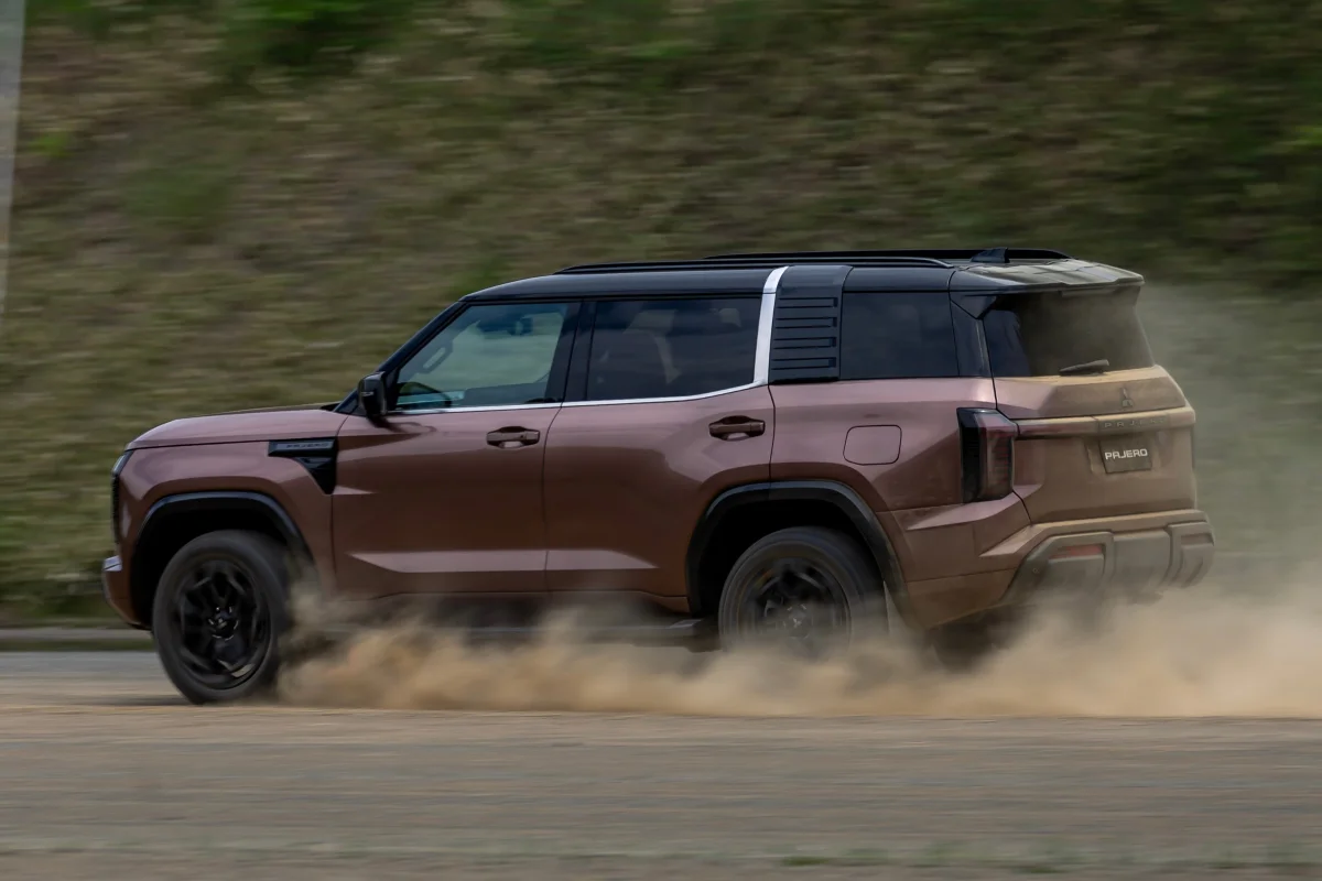 2027 Mitsubishi Pajero Exterior