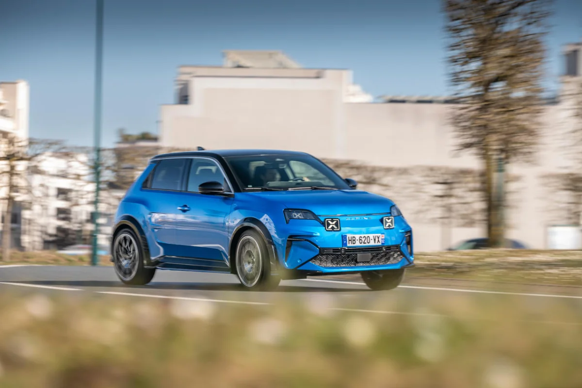 Alpine A290. Une opération préventive pour une reprogrammation ABS-ESP
