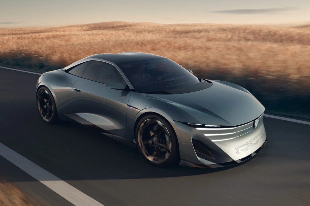 Le RCZ Vision revendique 500 ch et une autonomie de 600 km.