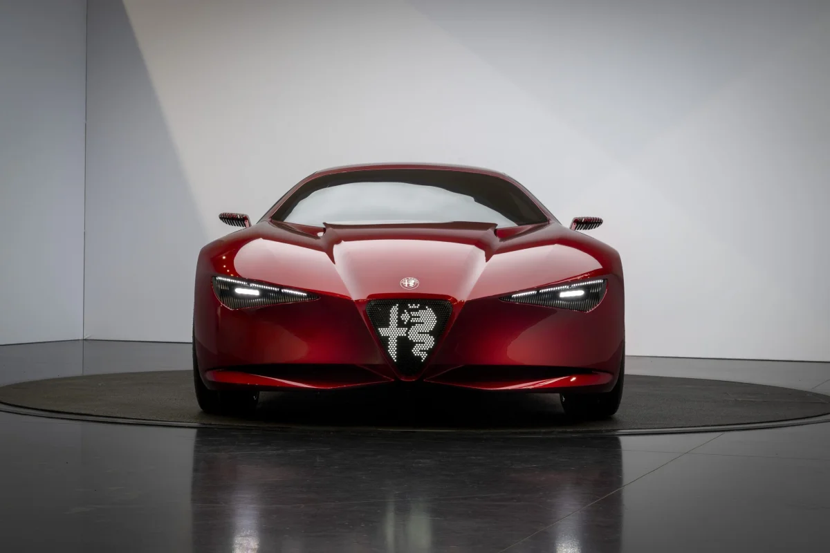 Backlit Scudetto grille of Cuorerosso