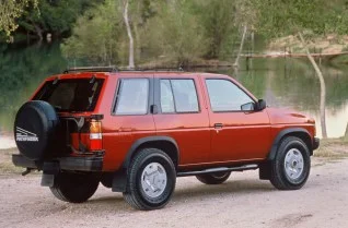 NissanPathfinderWD21-1990